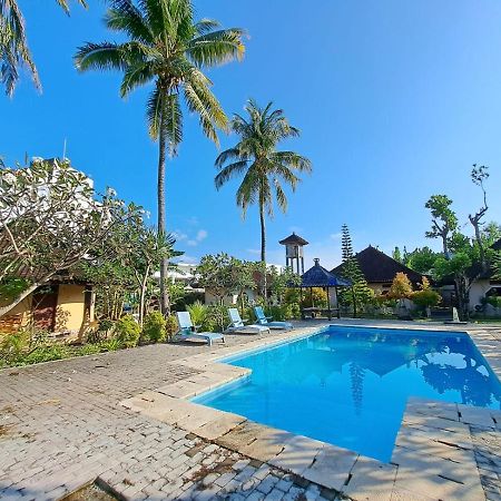 Hotel Surfers Beachfront Lombok Kuta  Exterior foto